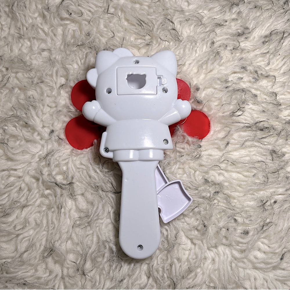 Hello Kitty Handheld Fan - Picture 2 of 3
